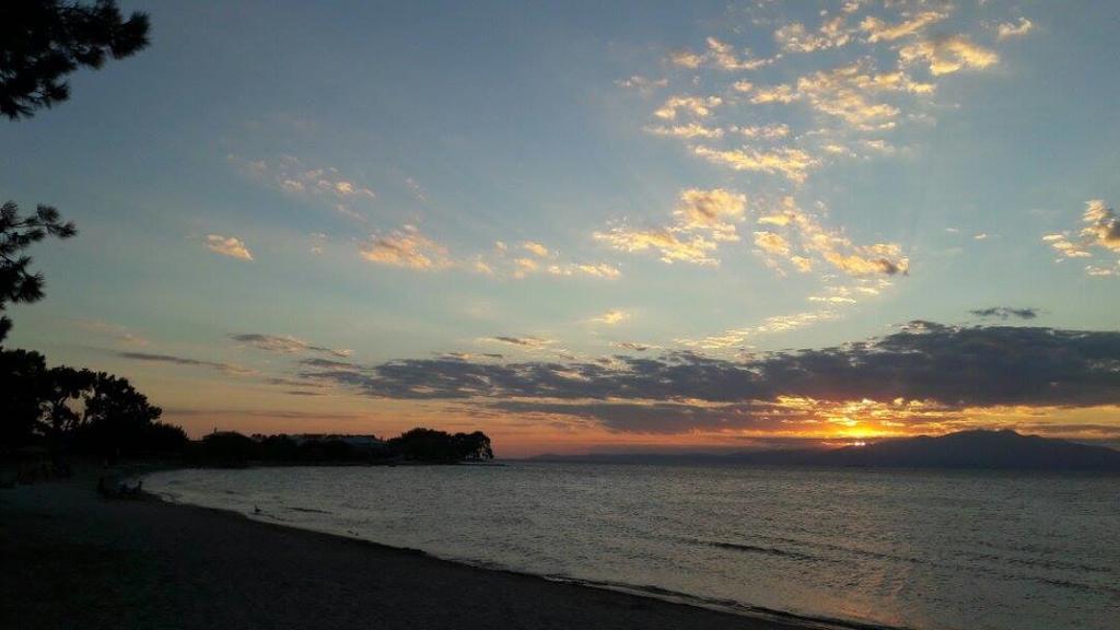 Sikoudis Gorgona Beach Skala Rachoni  Exteriör bild